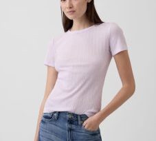 GAP 女士竖纹短袖，只需$4.39（含邮费），温柔百搭显气质！