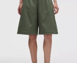 原价$88现仅$69包邮｜Lululemon梭织短裤，百搭夏日必备款