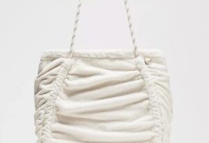 Lululemon高颜值托特包低至59美元！这个设计细节不能错过