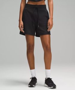 「超值捡漏」Lululemon Scuba运动短裤$19包邮，高腰显身材